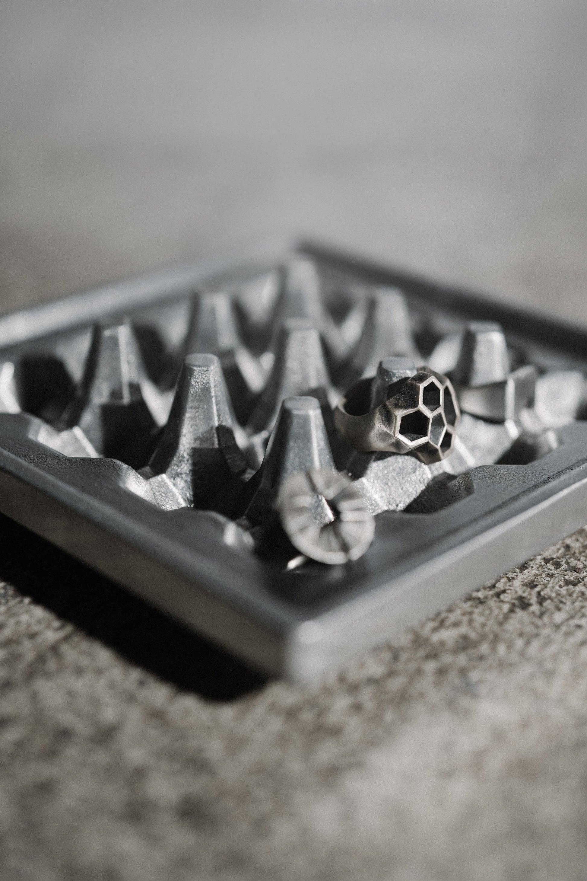 EHAS-TRAY