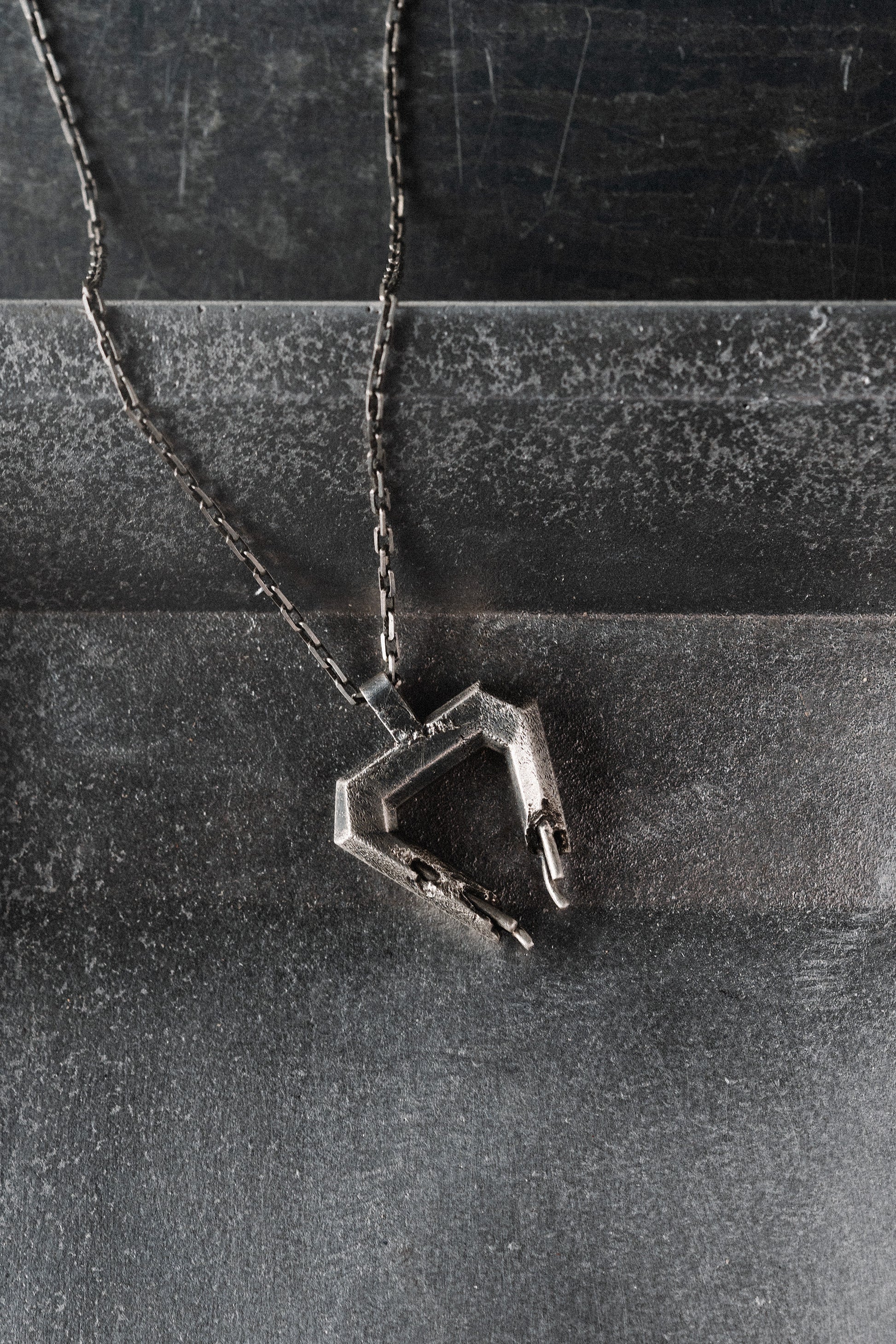 DWEAL-NECKLACE
