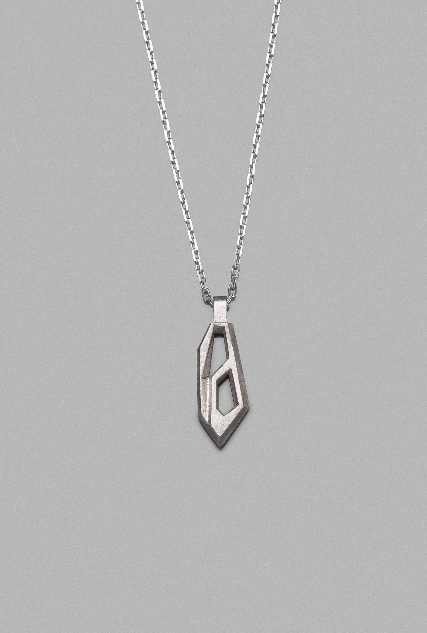 EHGA-NECKLACE