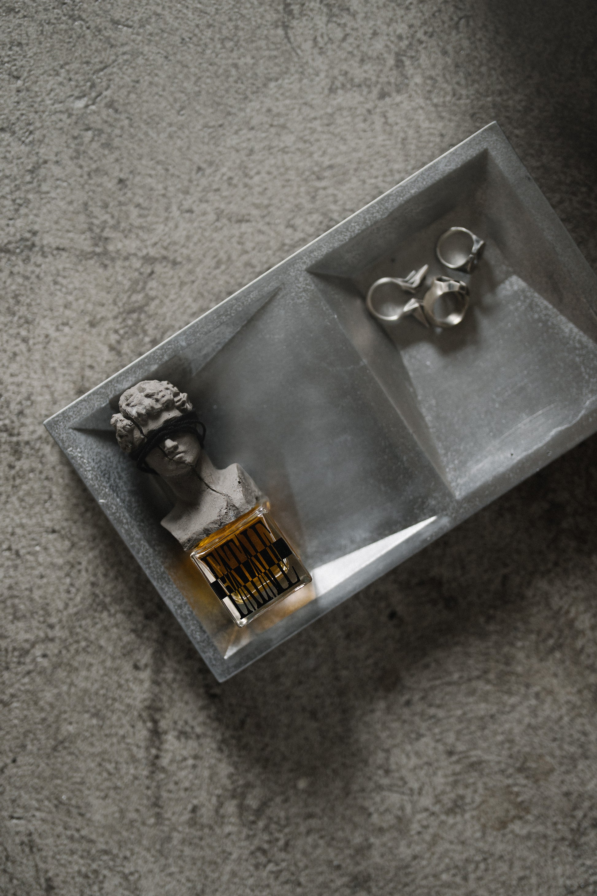 REHAE-TRAY